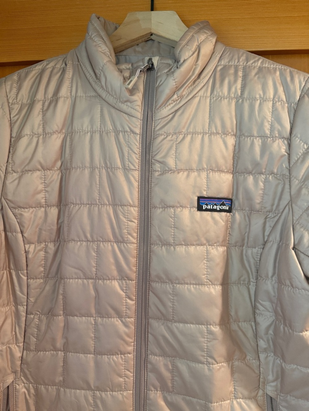 Patagonia women’s Nano puffer jacket - Picture 2 of 11